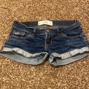 Short jean shorts